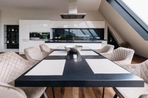 Penthouse with terrace and unique view