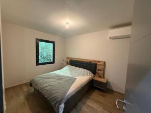 Maisons de vacances Maison avec piscine, jardin et terrasse - Blauzac : photos des chambres
