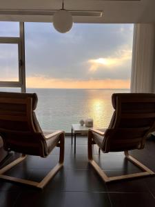 Vistas al mar espectaculares,1ª línea playa, 5 huéspedes, WiFi