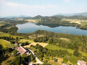 Ferienwohnung im Haus am Hügel