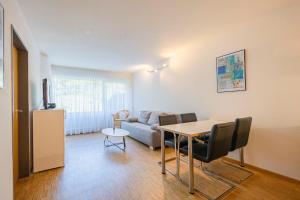 Ferienwohnpark Immenstaad am Bodensee Zwei-Zimmer-Apartment 49 05