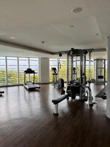 West Vista Apartment by Senyaman Living