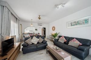 F08 Colinas de Calahonda