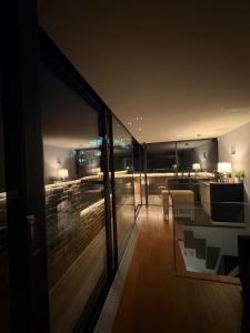 Stunning 4 Bed Town House with Terrace in London