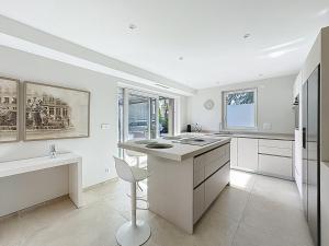 Appartements La Pool - Suite parentale Piscine privee : photos des chambres