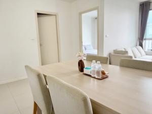 Condo is next to the mall Big swimming pool