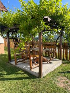 Dedina kuća - 3-star hotels in Gornji Milanovac