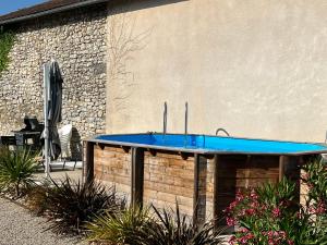 Maisons de vacances Gite spacieux 9 personnes 4 etoiles, avec piscine : photos des chambres