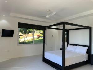 The Indianna Luxury Pool & Spa
