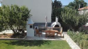 Sea Escape Boutique Apt-Near Agii Aposto li beach