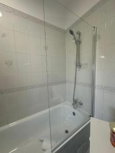 T1 Moderno na Praia da Rocha com piscina