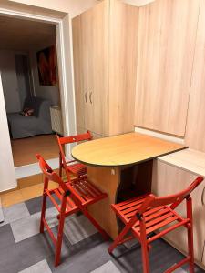 Apartmans and ROOMS with PARKING Turgenevova - Olomoucka