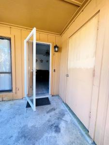 Breeze away beach cottage North Myrtle Beach