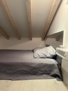 Cosy studio piscine eze bord de mer