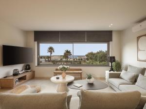 Villa Agali I "Free" heated pool & 70m to Sea!