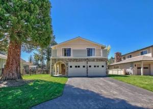 2148 Inverness Drive home - 3hvězdičkové hotely ve městě South Lake Tahoe