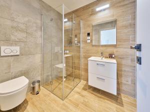 Apartment Luxury Home with large terrace & Netflix by Interhome