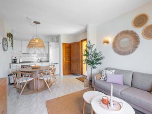 Apartment Pueblo de la Paz by Interhome