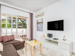 Apartment Pueblo Quinta-5 by Interhome