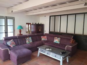 Maisons de vacances Le mas roux : Maison 5 Chambres