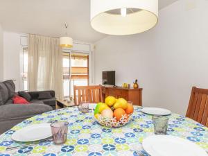 Apartment Ronda Creixell by Interhome