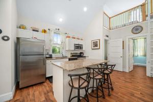 The Sumac - 8 Natures