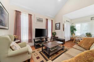 The Sumac - 8 Natures