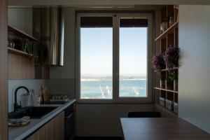 Spectacular Sea View, 21st Floor, Catamaran II