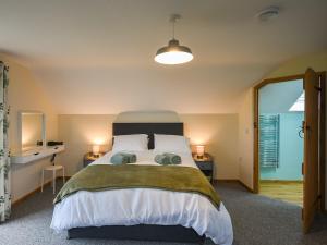 Yr Hen Feudy At Pentre Farm