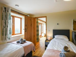 Yr Hen Feudy At Pentre Farm