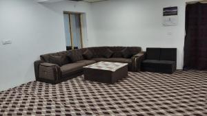 Idress home stay hunder