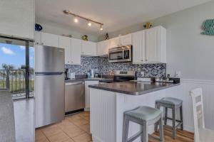 0210 Sun-Kissed Memories condo