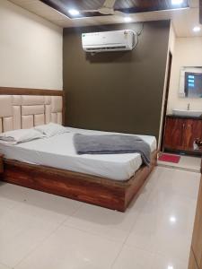 Vinayak hotel ujjain