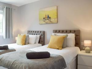 Oak Cottage - Uk11212