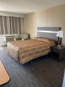 Hilltop Motor Inn