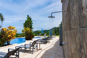 Unique panoramic view and Central location!