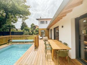 Designer villa with pool