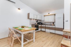 House for rent Ulika