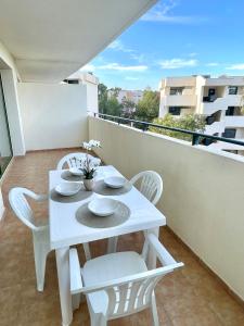 ACOGEDOR APARTAMENTO CON VISTAS PISCINA