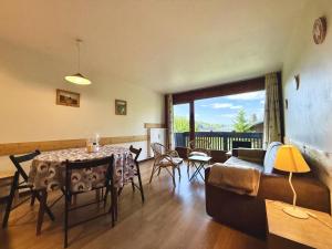 Résidence Les Mousquetaires - Situation idéale au pied des pistes et proche des commerces MAE-3154