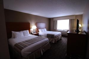 Canby Inn and Suites