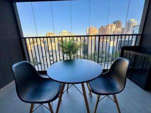 Studio com sacada e coworking prox Paulista