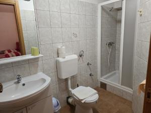 Apartments Sunflower by the sea