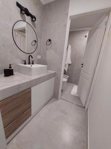 Hermosa y moderna casa a estrenar