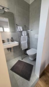 Apartments & Rooms Fam Ribarić