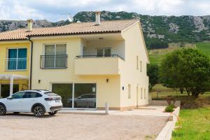 Apartments Ena & Leona