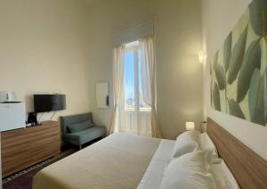 Onlyrooms V - Sea View & Train Station img4