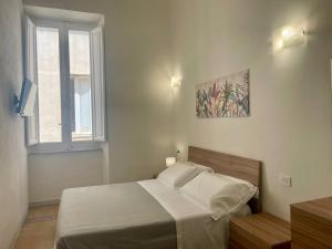 Onlyrooms V - Sea View & Train Station img36