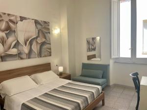 Onlyrooms V - Sea View & Train Station img68