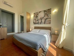 Onlyrooms V - Sea View & Train Station img8